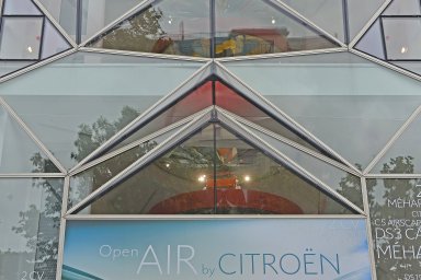 C42: Citroën Showroom, C42: Citroën Showroom